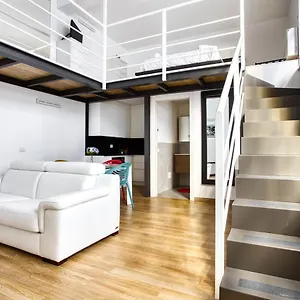Joivy Charismatic 1-bed Flat With Parking Appartement Milan