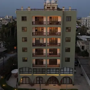 Layiotis Ξενοδοχείο με διαμερίσματα Λάρνακα