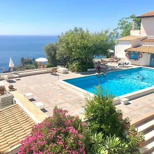 Terra Rossa 3* Taormina