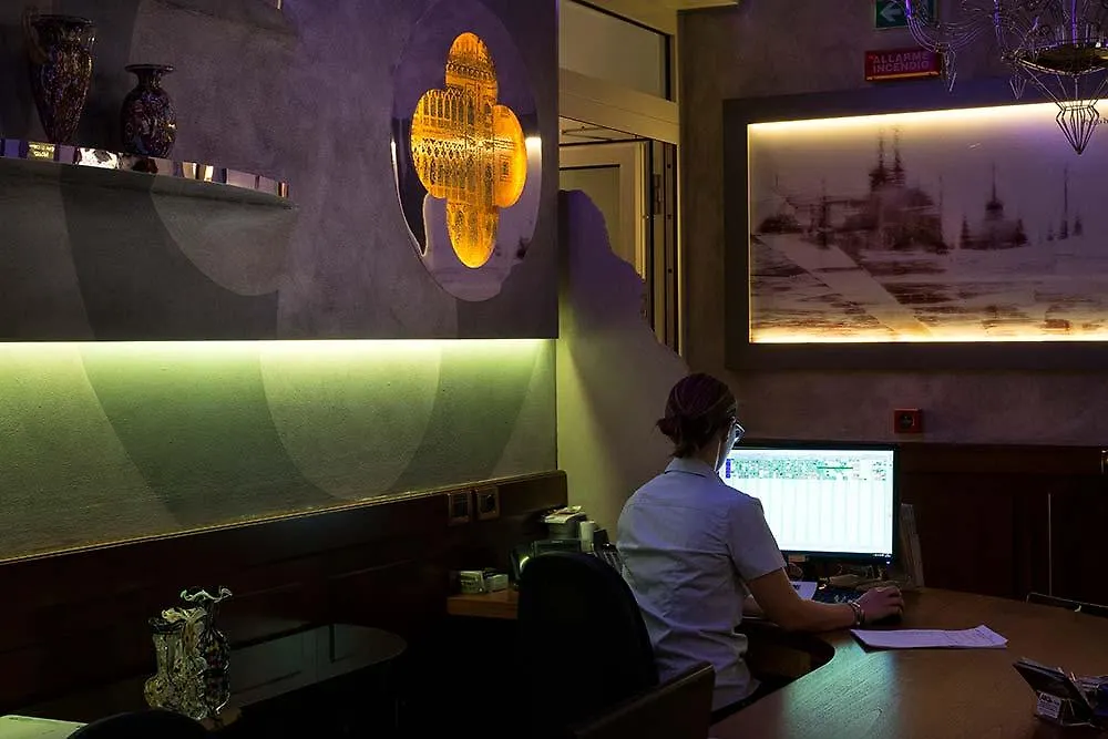 ***  Hotel Ca' D'Oro - Wenice Deep Culture Venise Italie